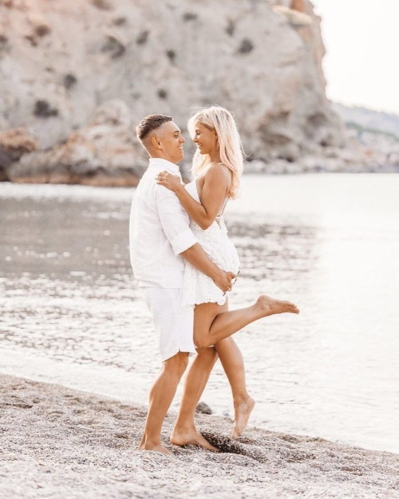 Meet Leandro Trossard Wife Laura Hilven Arsenal FC