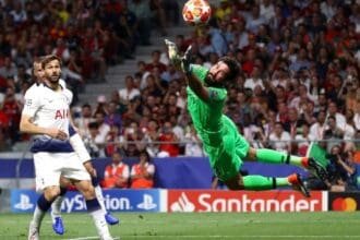 Alisson_Liverpool_save