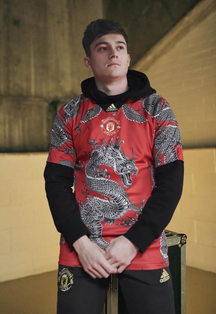 2-manutd-adidas-chinese-new-year-jersey
