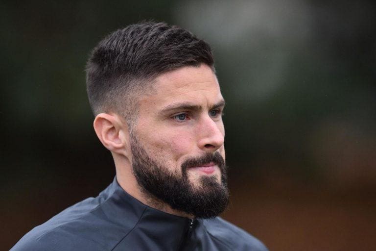 Newcastle fans react as Olivier Giroud is linked with the Magpies