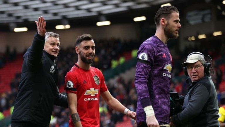 Ole Gunnar Solksjaer warns Manchester United squad over “hype”