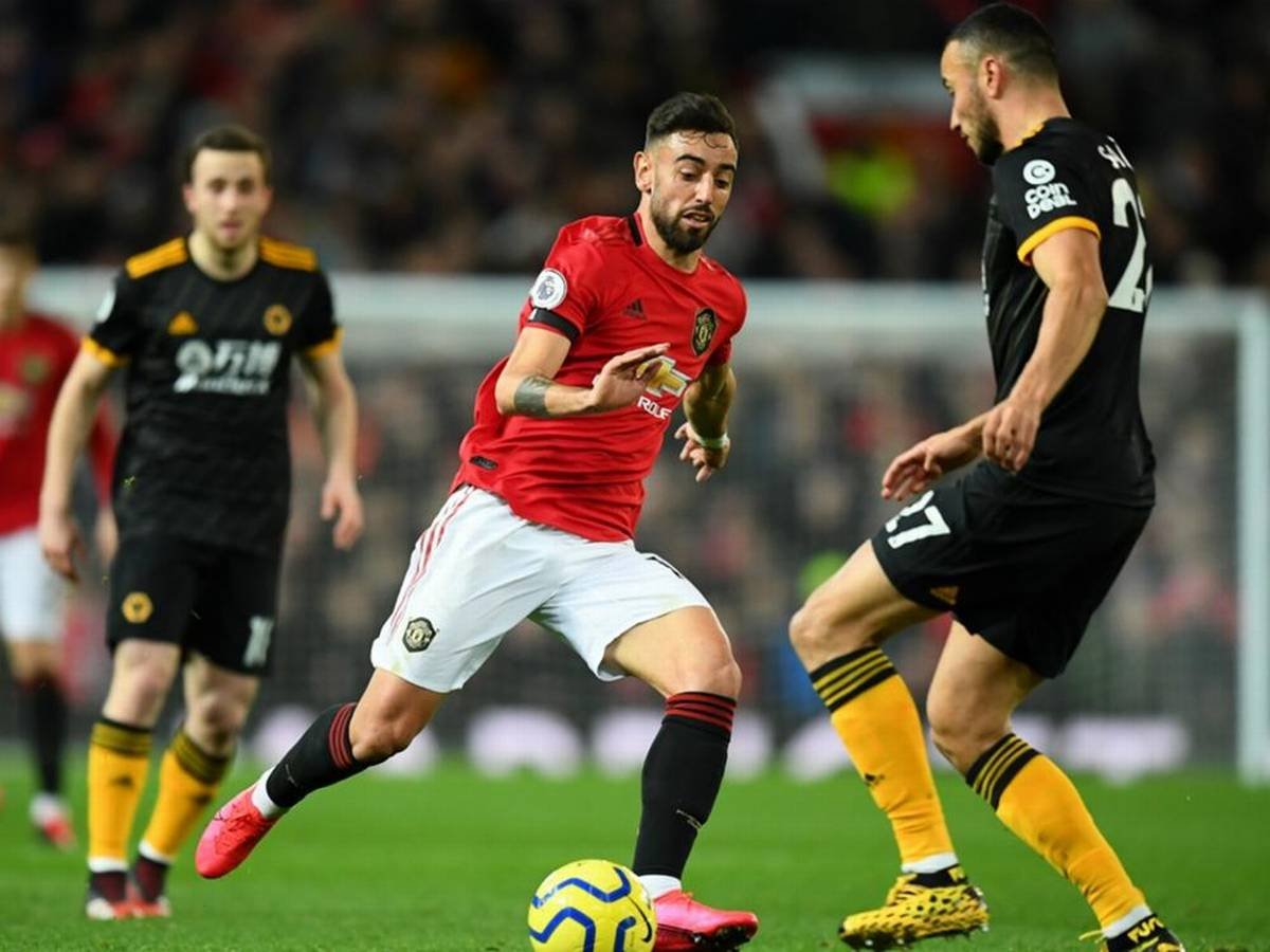 bruno-fernandes-v-wolverhampton-manchester-united-debut