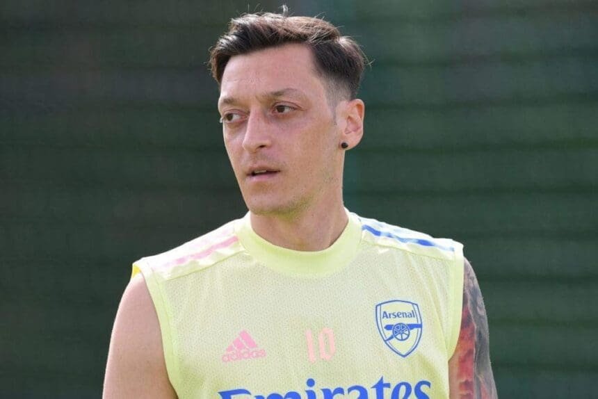 mesutozil-arsenal-training