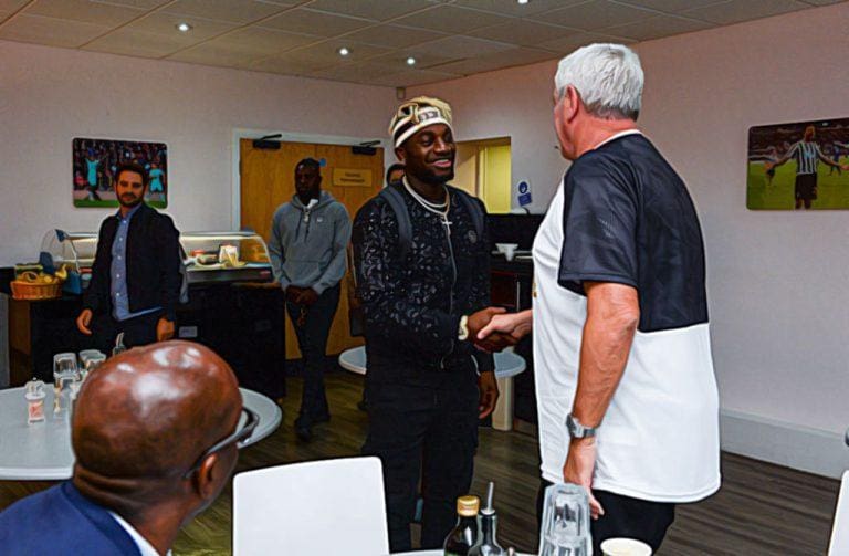 Steve Bruce has no plans of selling Allan Saint-Maximin