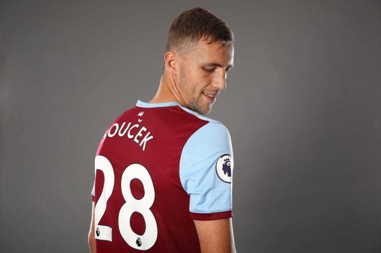 West Ham United complete permanent signing of Tomas Soucek