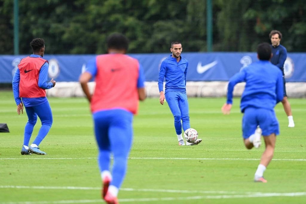 hakimziyech-chelsea-group-training-min