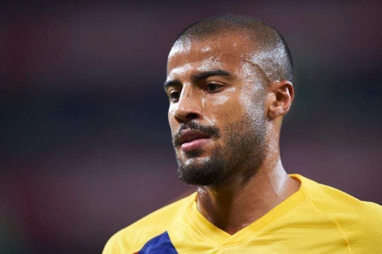 Wolves & Everton join chase for Rafinha