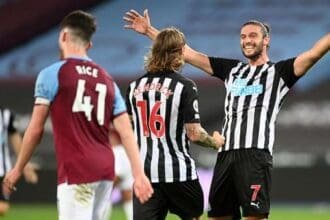 andy-carroll-jeff-hendrick-newcastle-v-west-ham