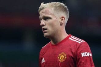 donny-van-de-beek-manutd