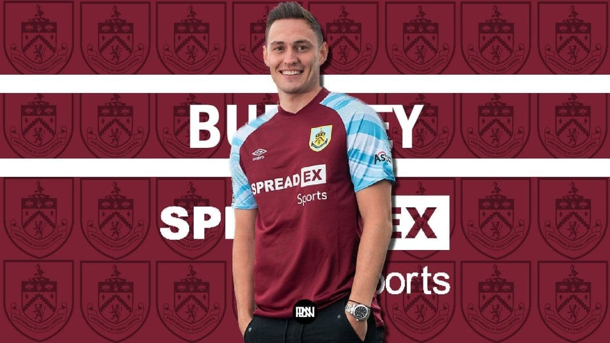 Connor-Roberts-Burnley-Wallpaper