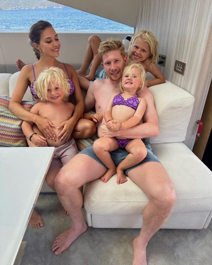 Kevin-De-Bruyne-wife-Michele-Lacroix-family